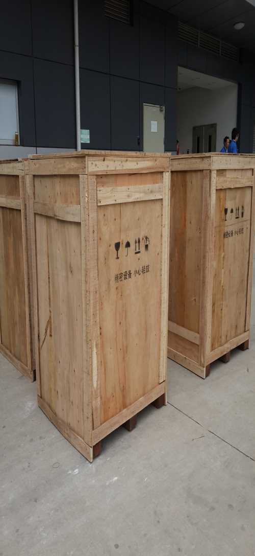 钢带木箱包装生产商_华夏玻璃网