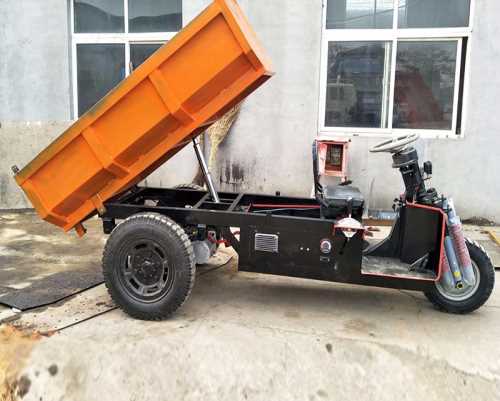 电动自卸三轮车生产公司_3吨铲土运输机械型号