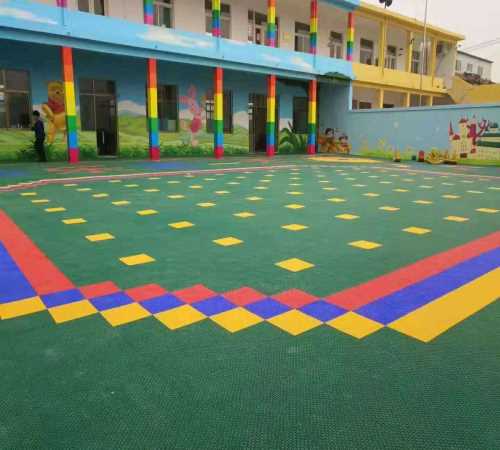 幼儿园pvc地板铺装_塑料地板相关