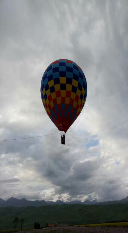 口碑好的热气球飞艇出租制作_热气球装饰相关