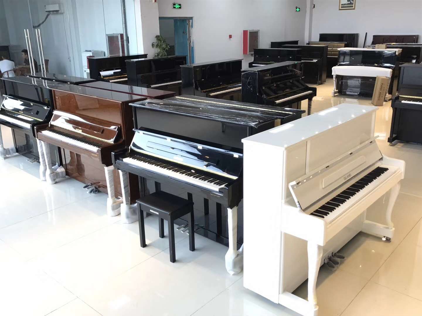 郑州团购赛乐尔钢琴哪家好_买两万多的键盘类乐器-河南欧乐乐器有限公司