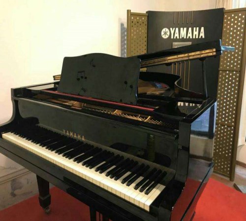 雅马哈钢琴