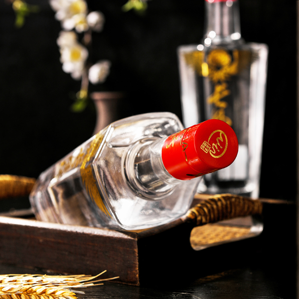 浓香型白酒品牌生产商_正规白酒-乌金酒业（上海）有限公司