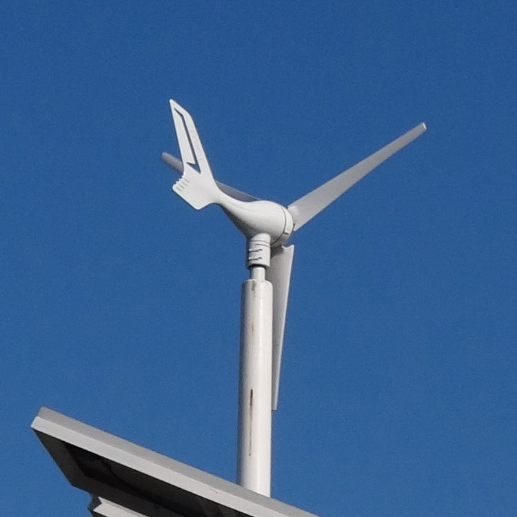 知名小型风力发电机销售_垂直风力发电机相关-广州英飞太阳能风光互补发电系统制造有限公司
