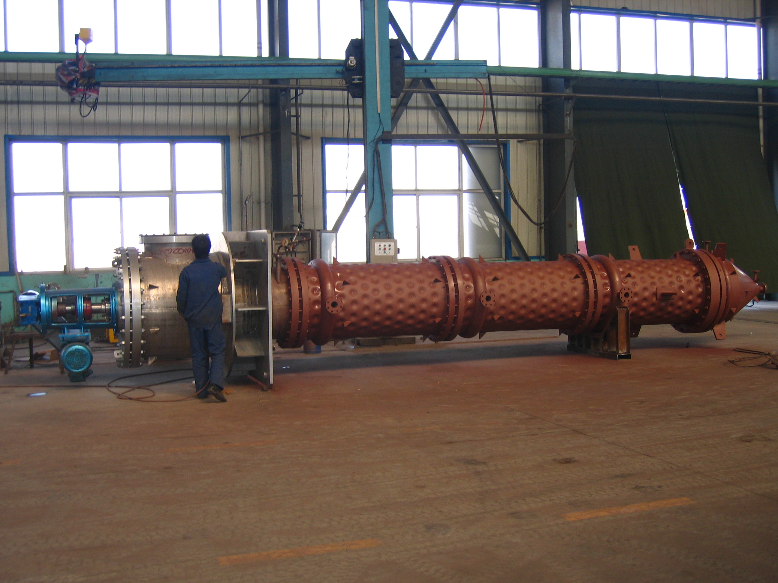 真空刮板蒸发器_大型蒸发器生产厂家-河北工大科浩工程技术有限公司