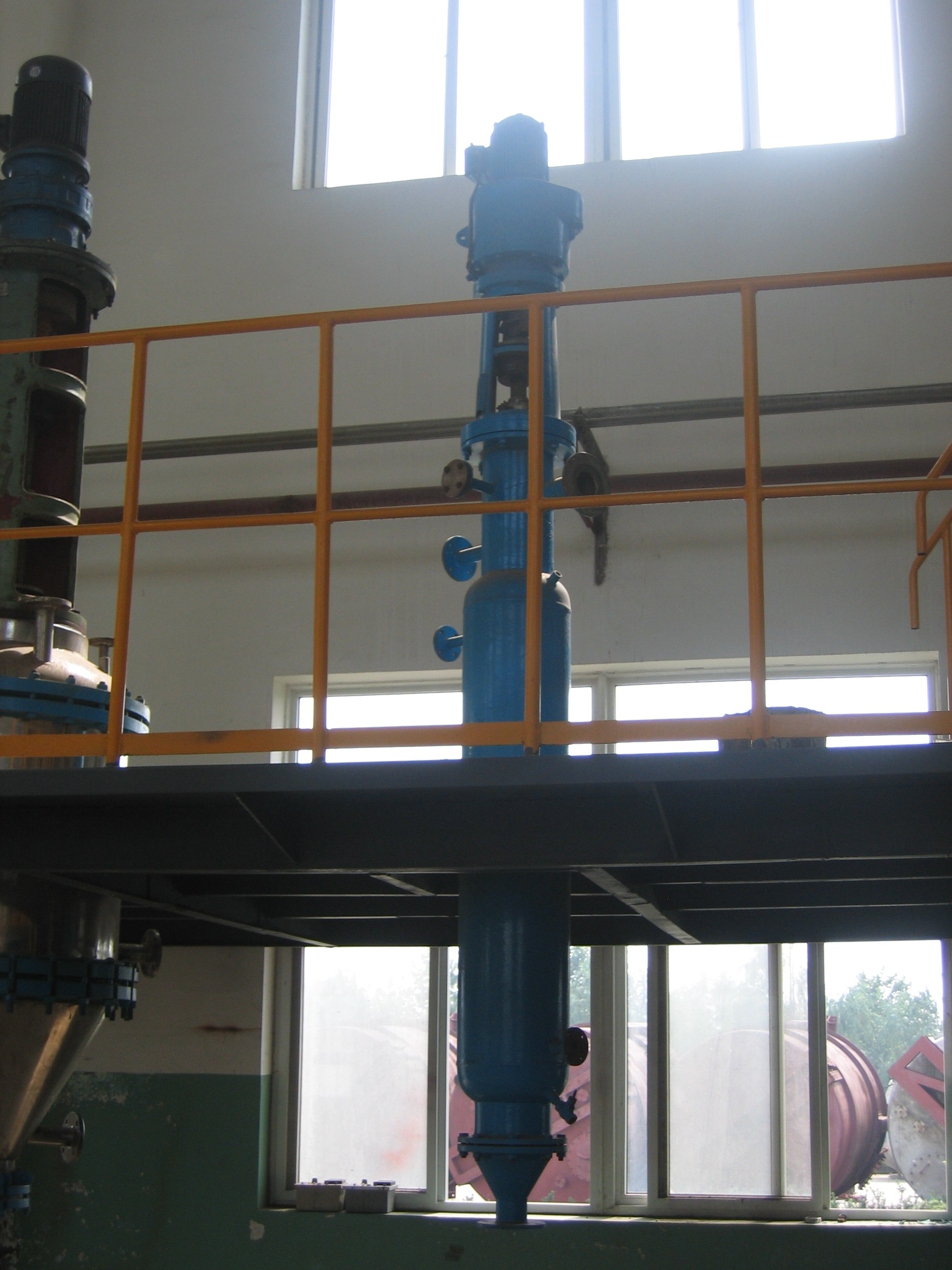 新型刮板式蒸发器生产厂家_大型蒸发器工艺-河北工大科浩工程技术有限公司