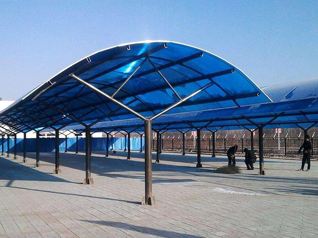 高品质钢结构玻璃雨棚_钢结构相关-湖南天泰钢结构有限公司