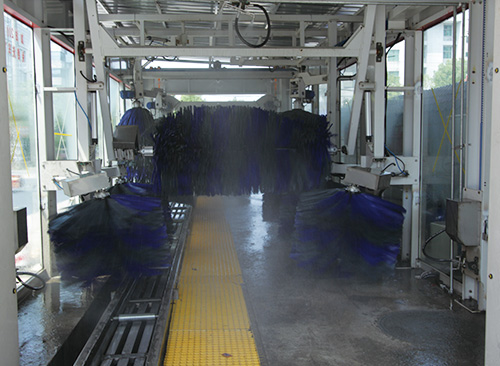 哪里有自动洗车设备_无人洗车工具-湖南蓝天机器人科技有限公司
