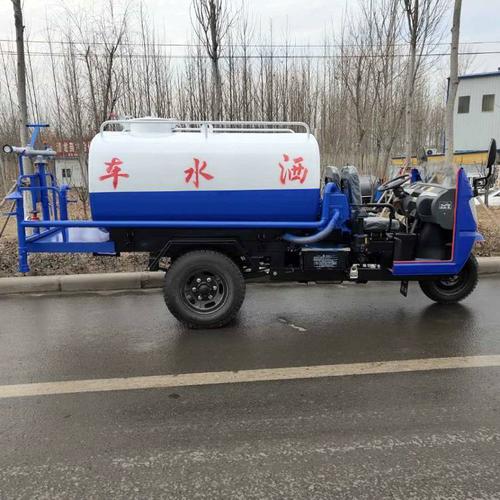 北京国五洒水降尘车公司_小型喷洒车-郓城鸿轩环卫设备有限公司
