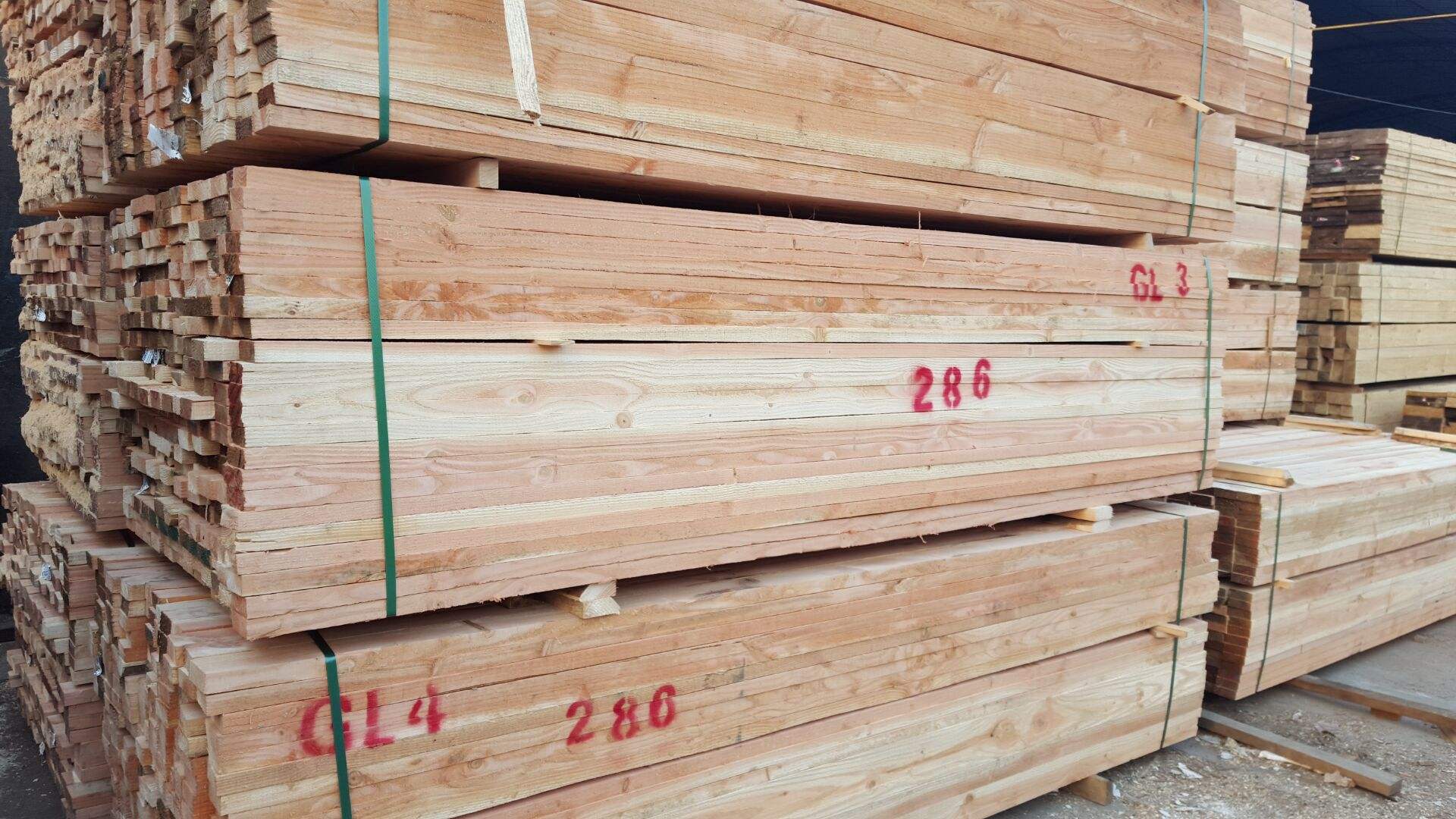 成都提供方木生产商_建筑生产商-成都弈安机械设备租赁有限公司