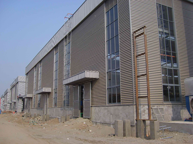 岩棉板批发商_彩钢板尺寸规格相关-株洲友信彩板结构有限公司