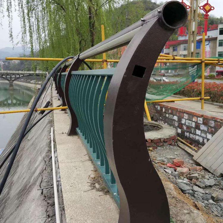 北京提供河道护栏厂家直销_河道水泥护栏相关-山东远征金属材料有限公司