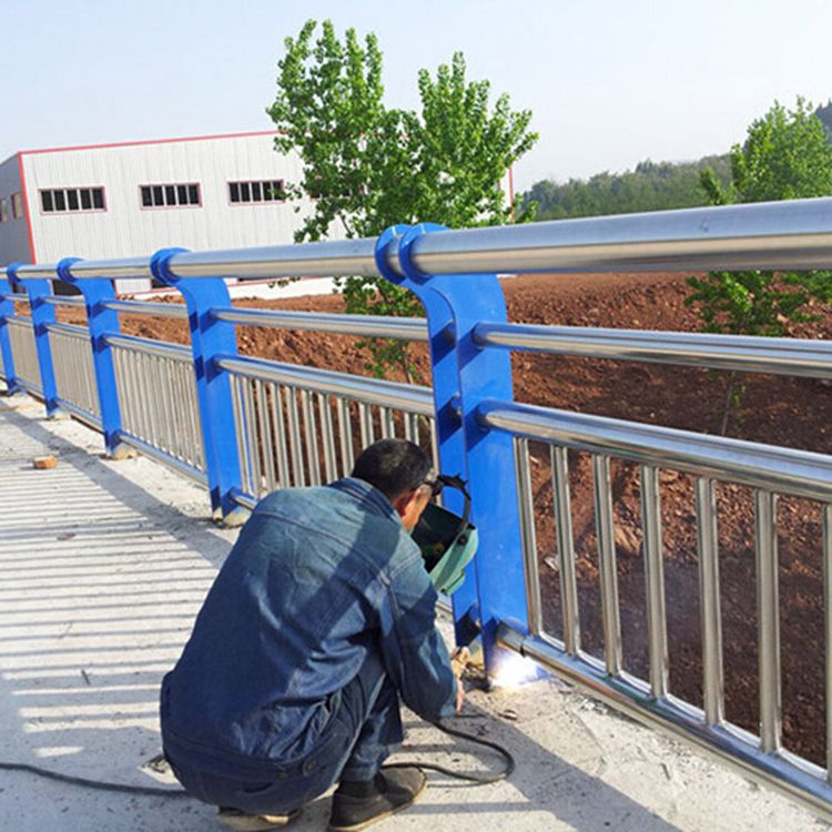 河池提供桥梁栏杆生产厂家_桥梁栏杆厂家直销相关-山东远征金属材料有限公司
