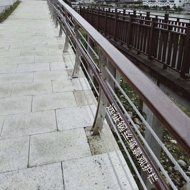 江西口碑好的人行道护栏采购_提供防撞设施-山东远征金属材料有限公司
