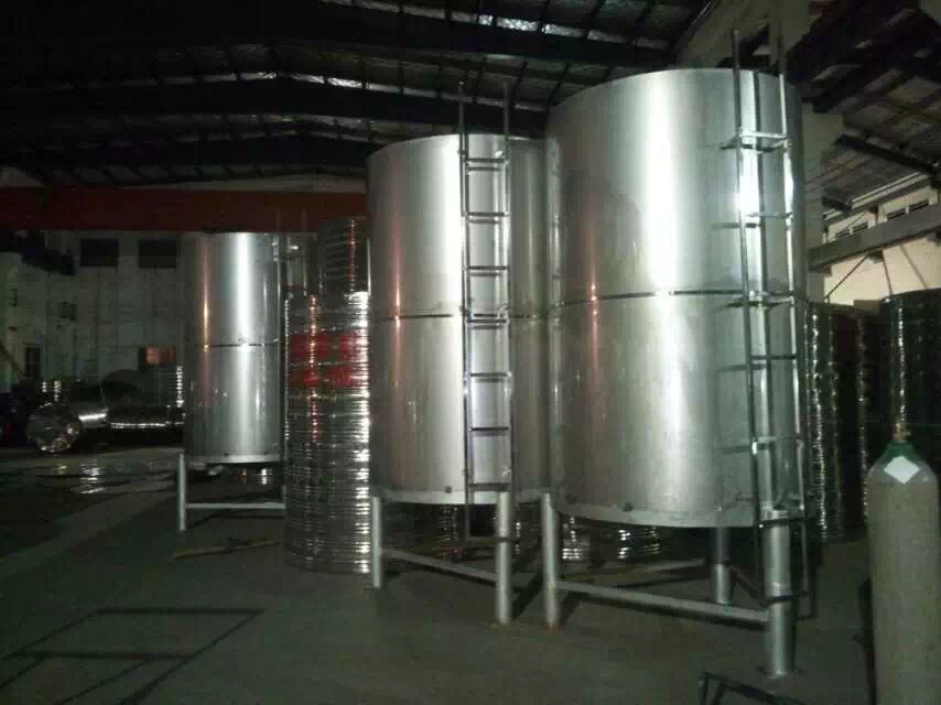 甘肃6吨酒罐安装_ 酒罐供应商相关-大海（山东）不锈钢制品有限公司