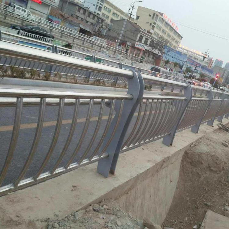 上海提供不锈钢护栏价格_建筑护栏相关-山东远征金属材料有限公司