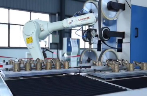 工业打磨机器人精英团队_信得过的机械及行业设备-山东德晟机器人股份有限公司