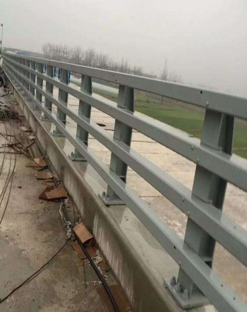 桥梁护栏类型