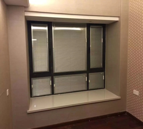 环保百叶中空玻璃门窗工程_钢化玻璃相关-佛山市中益信节能玻璃科技有限公司