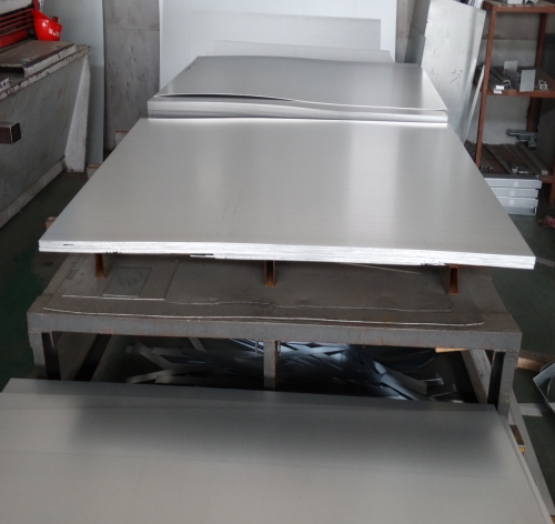 409不锈钢板剪切配送_钢板网相关-青岛银丰金属工业有限公司