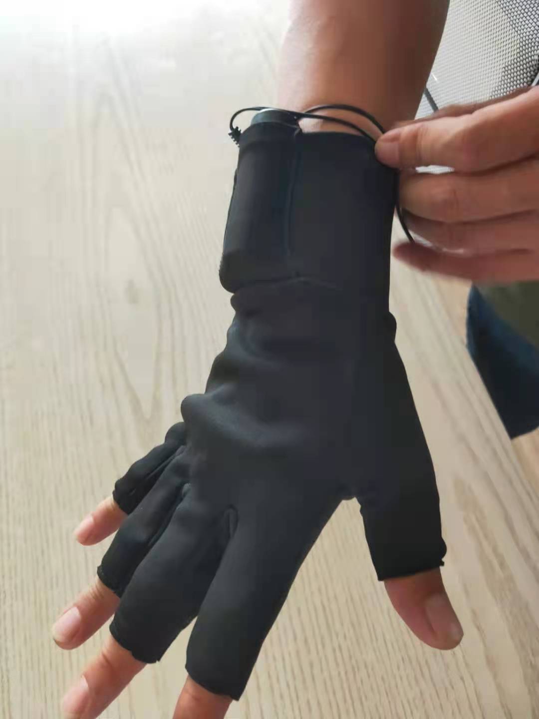 質量好學習手套廠家 學習翻手套相關