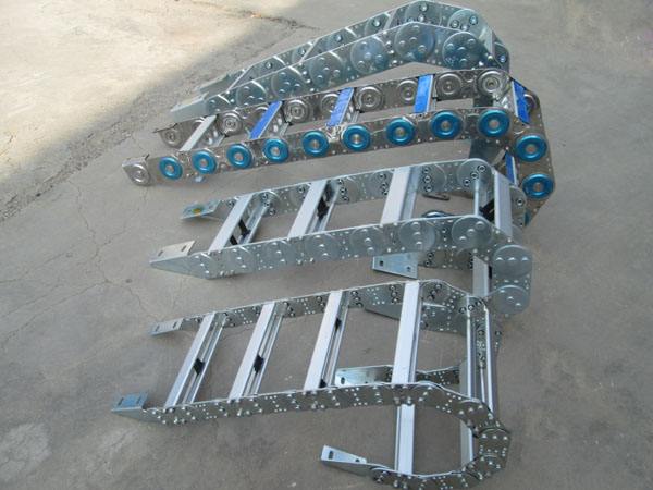 衡水tl95钢制拖链图片_数控机床钢制拖链相关-河北汉洋机械制造有限公司