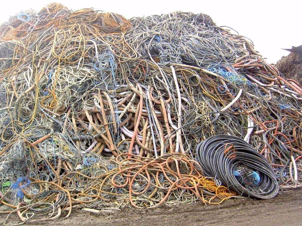 马龙废电缆电线废旧回收_废电缆电线回收设备相关-云南洪荒再生资源有限公司