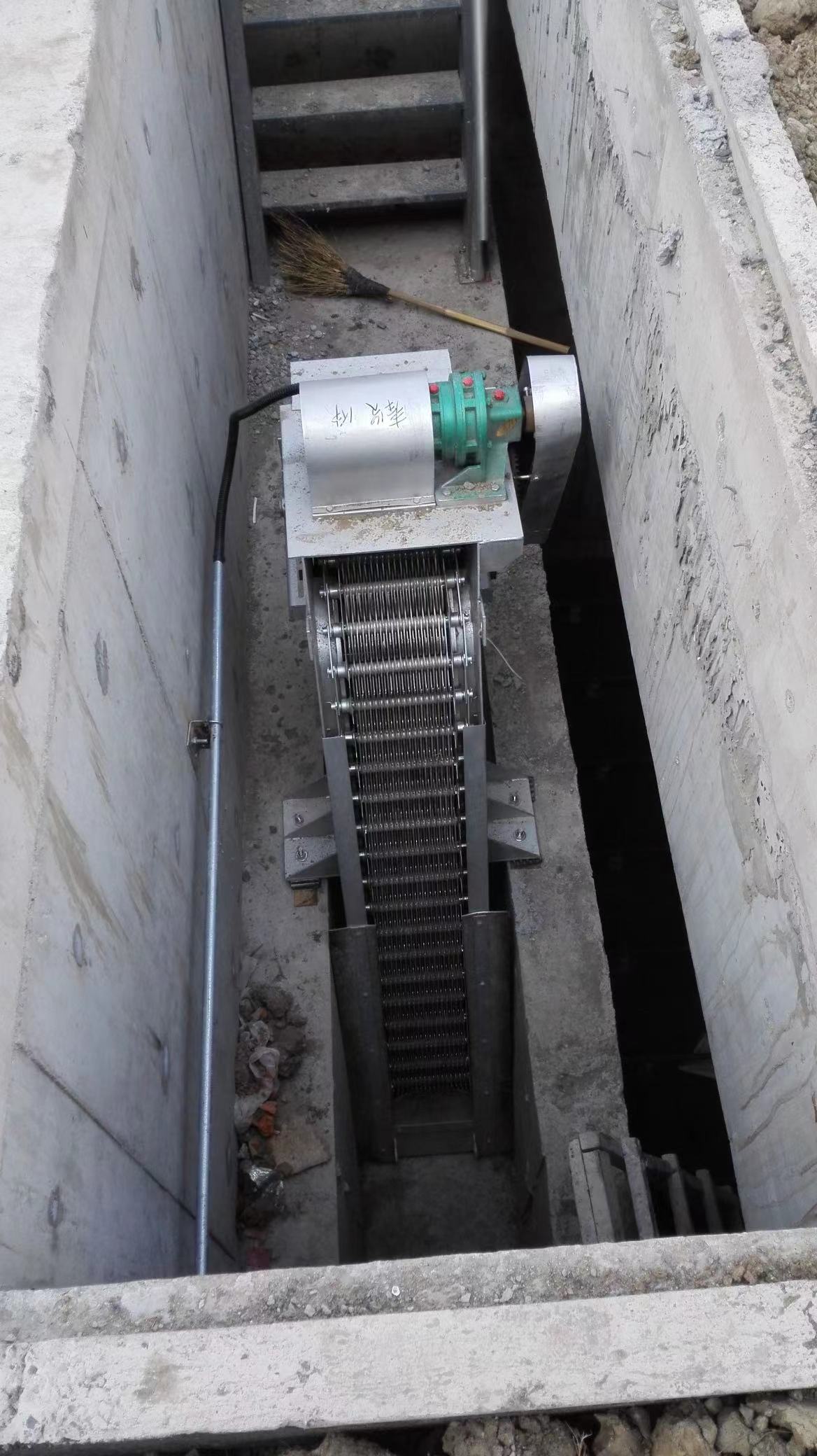 成品隔油池油水分离器检测井_成品隔油池检测井