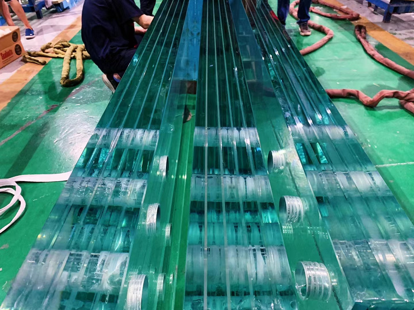 珠海口碑好的夹胶钢化玻璃_广州哪里有夹胶钢化玻璃报价_佛山市盛通华鑫玻璃有限公司