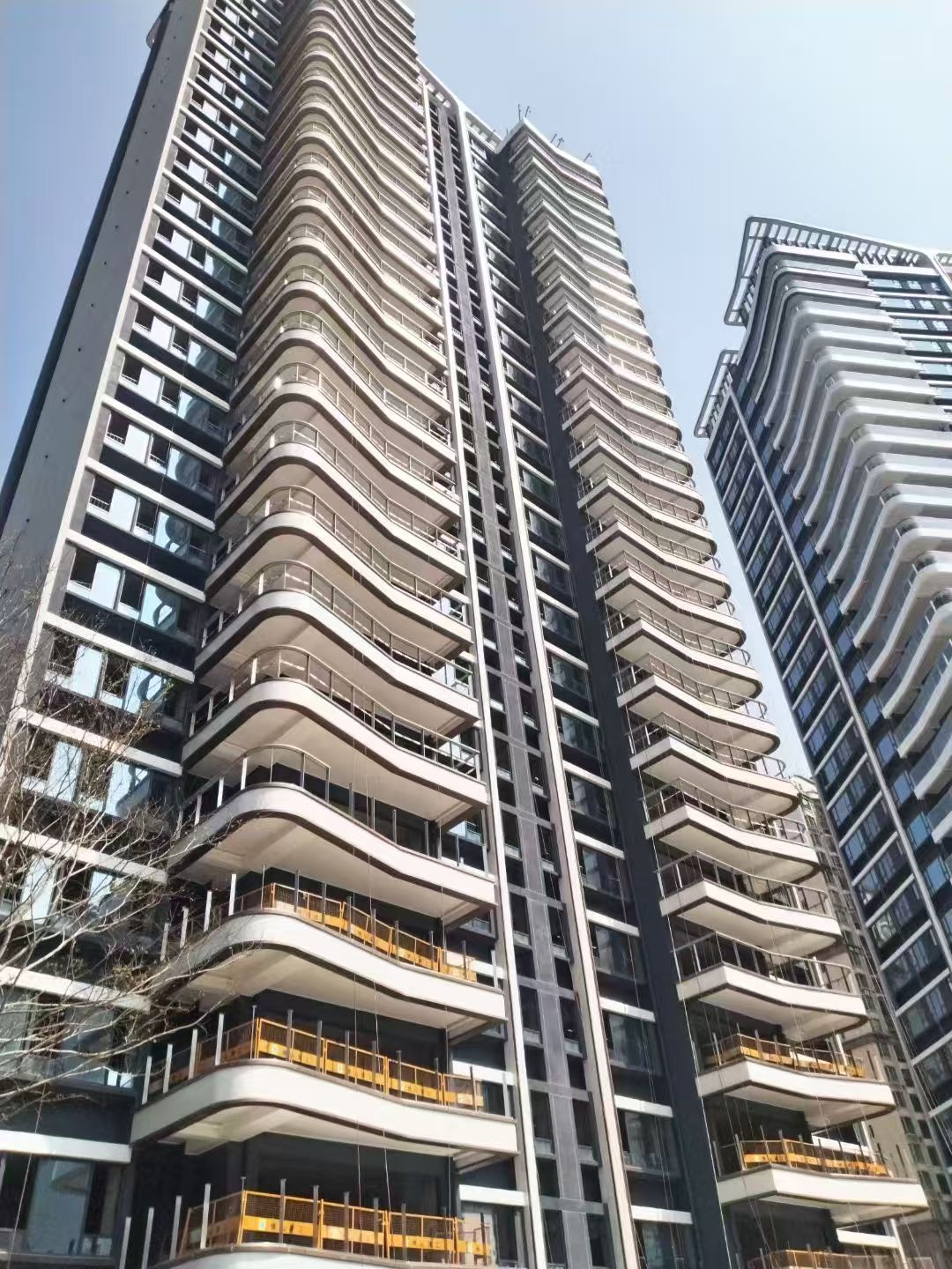 弯钢化夹胶玻璃