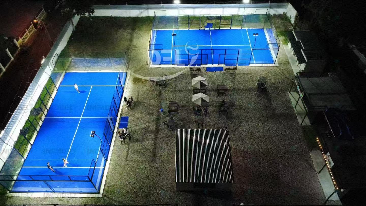 板式网球场钢化玻璃